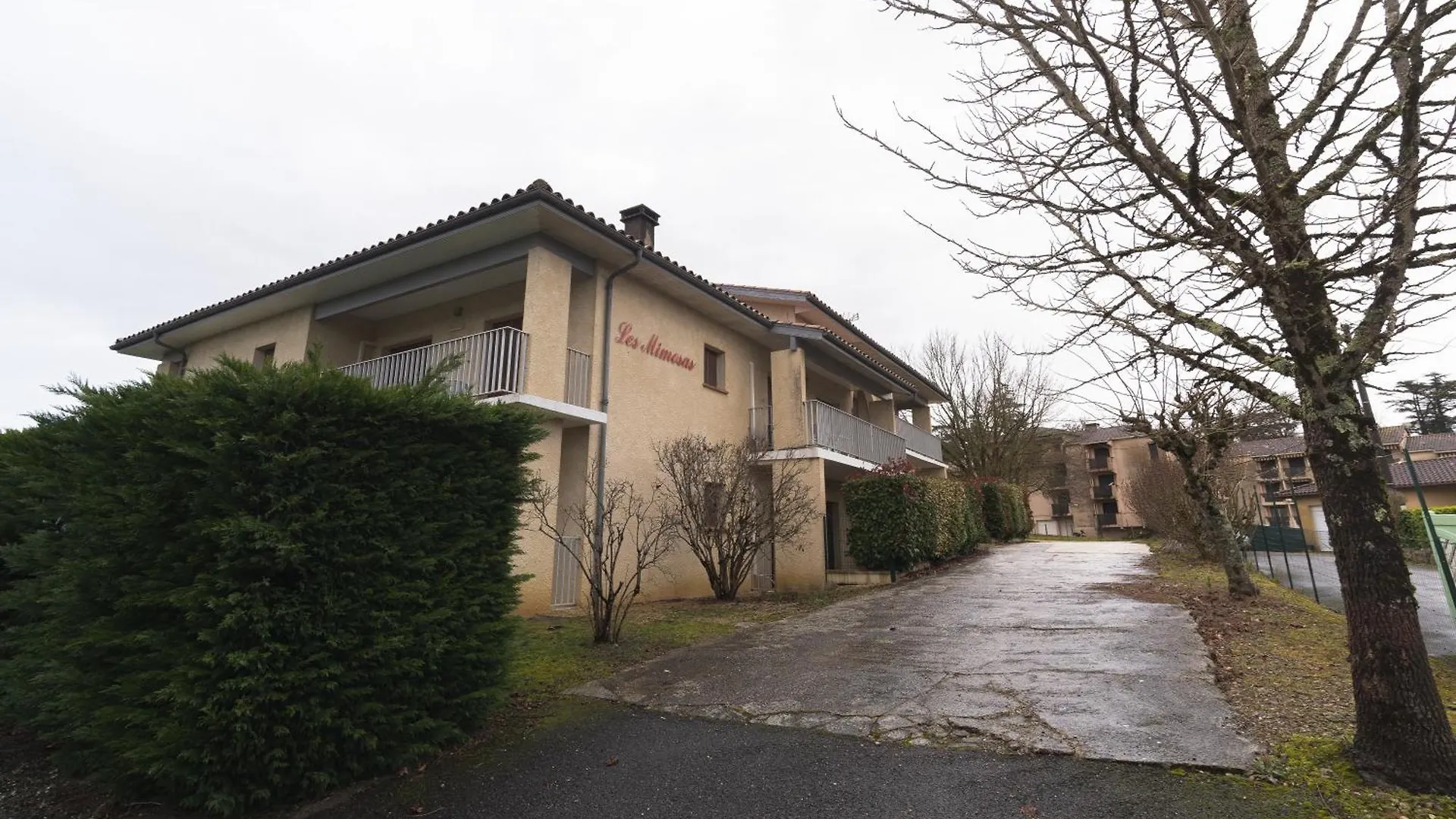 Les Mimosas - App 07 - Appartement Cosy Clim Balcon 1Er Etage Cazaubon Διαμέρισμα